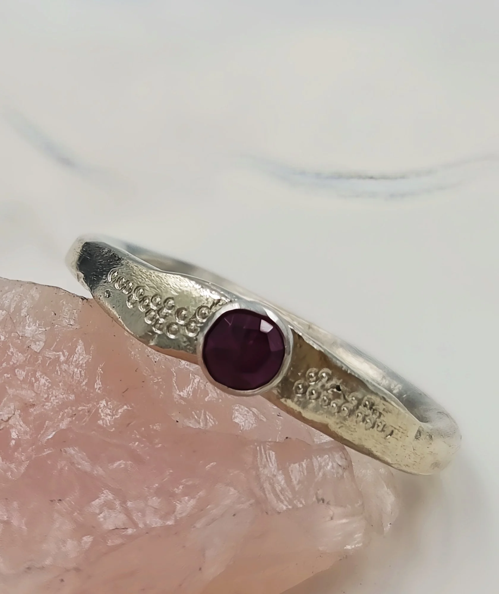 rosecutrubyring2.jpg