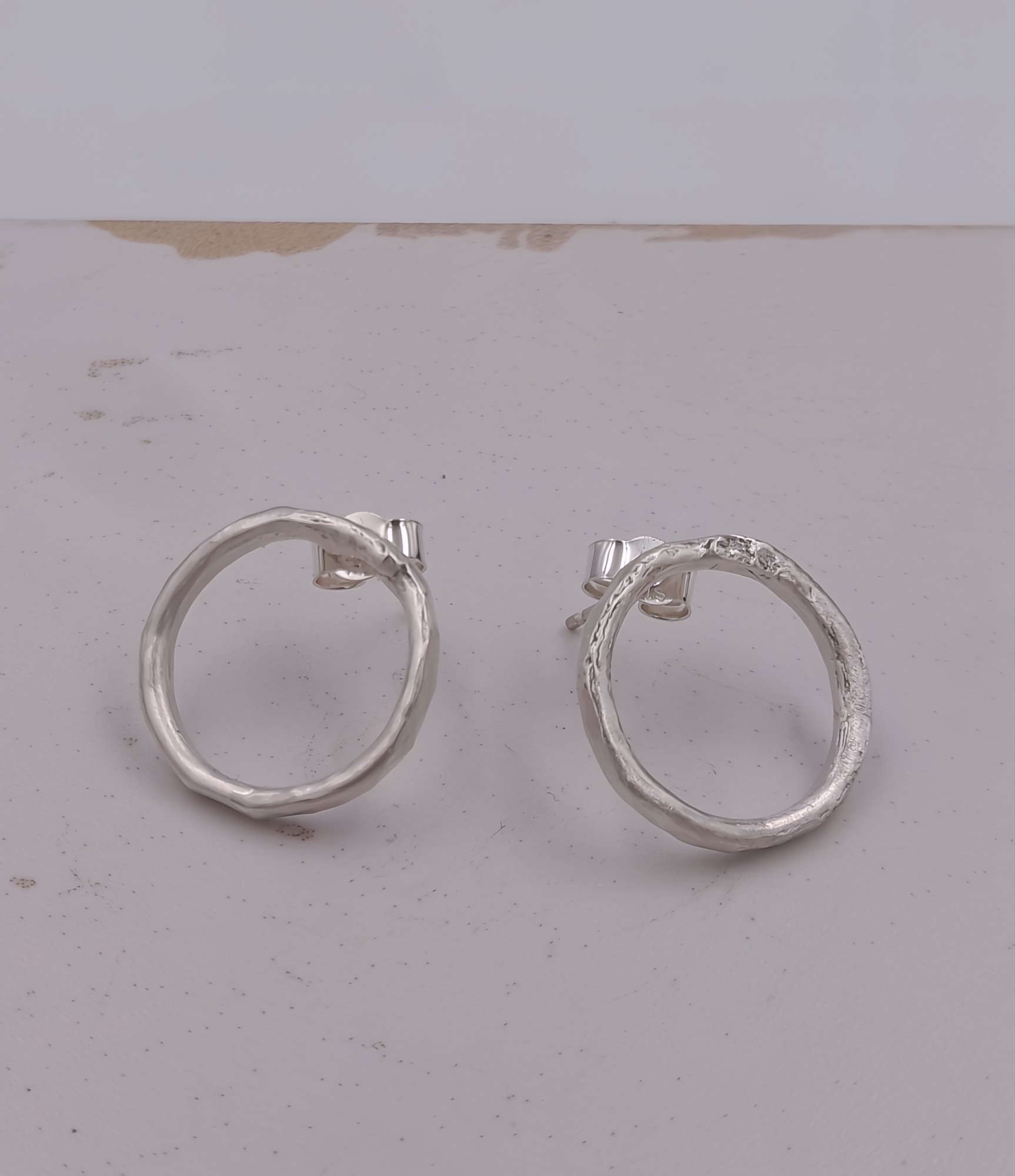 simplehoopstuds4.jpg