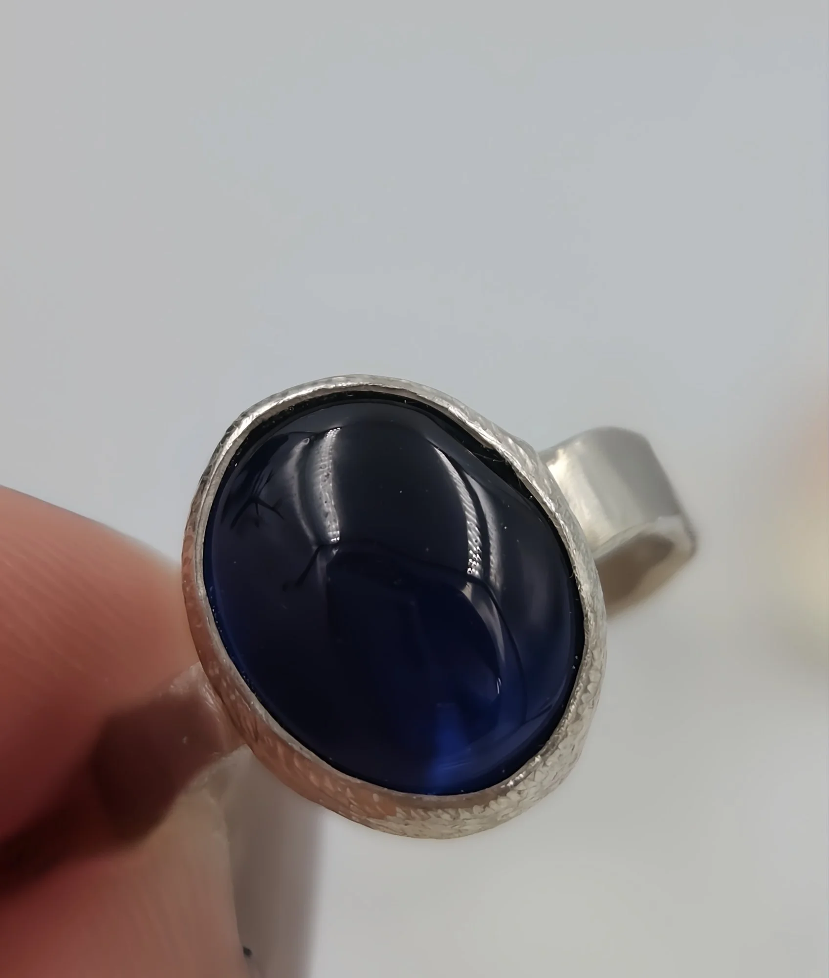 synthsapphirering1.jpg