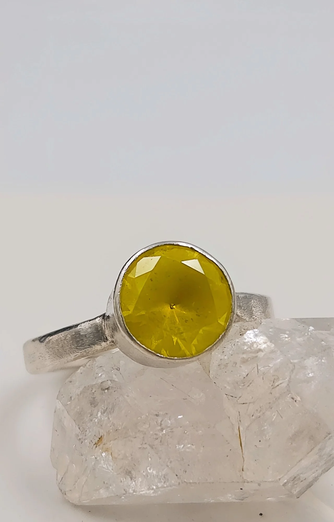 yellowyagring28.jpg