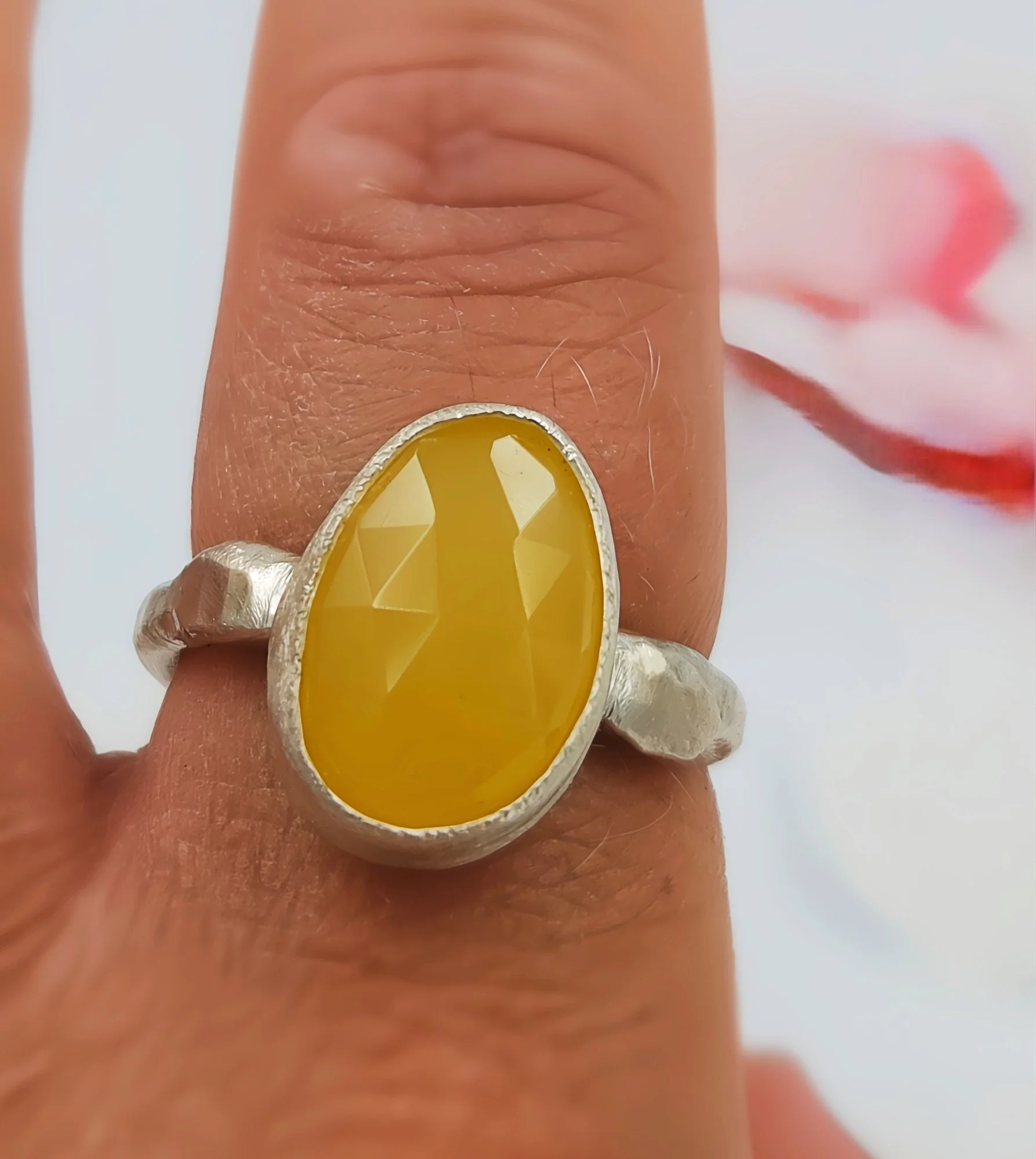 yellowopalring6.jpg