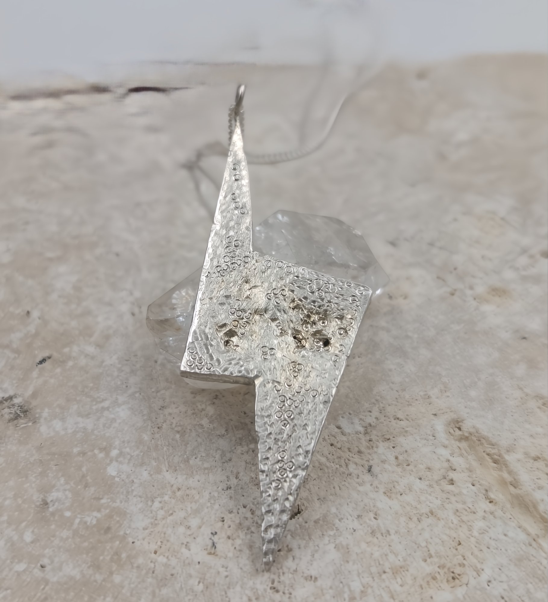 lightningboltpendant6.jpg