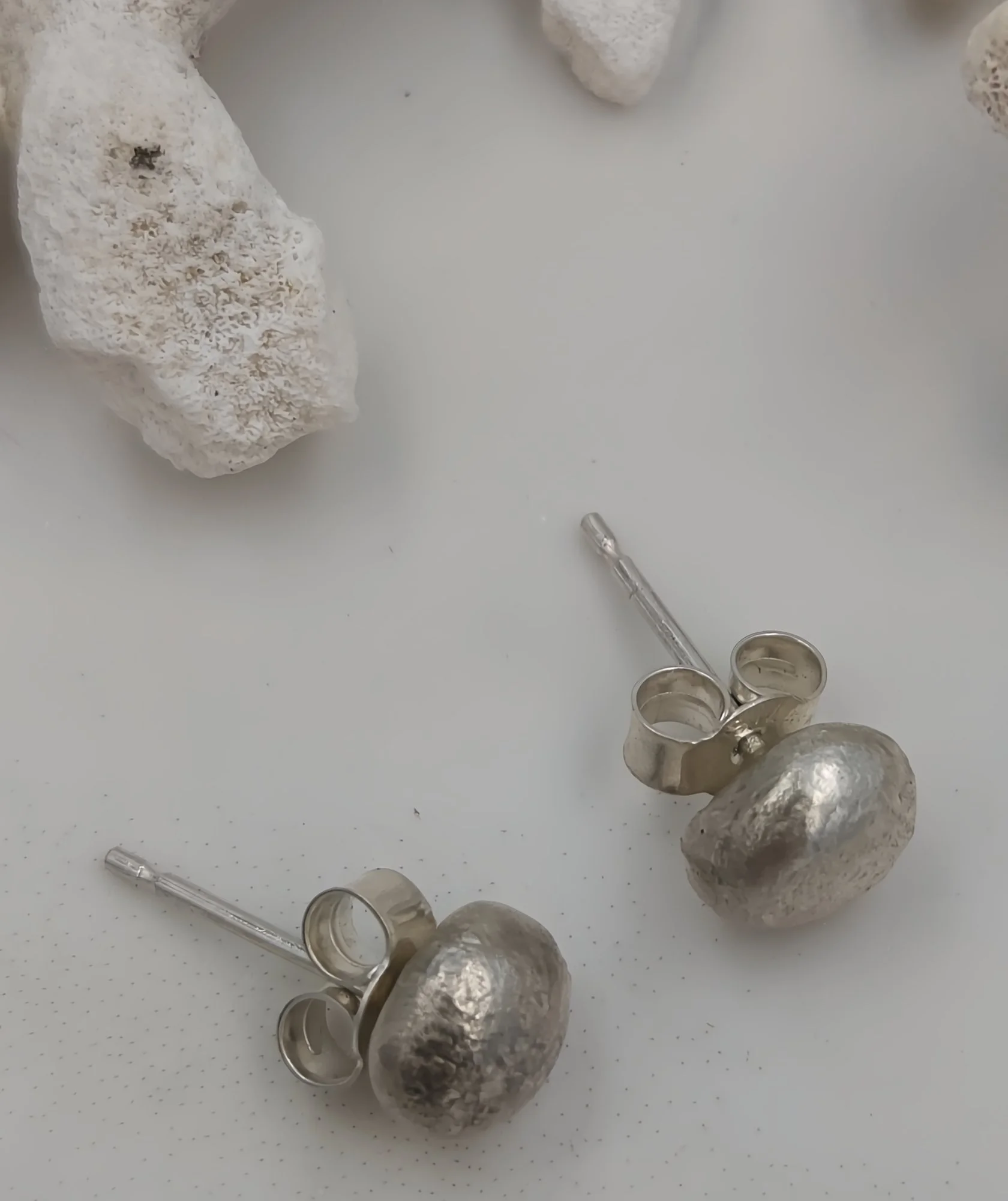 moltensilverstuds8.jpg