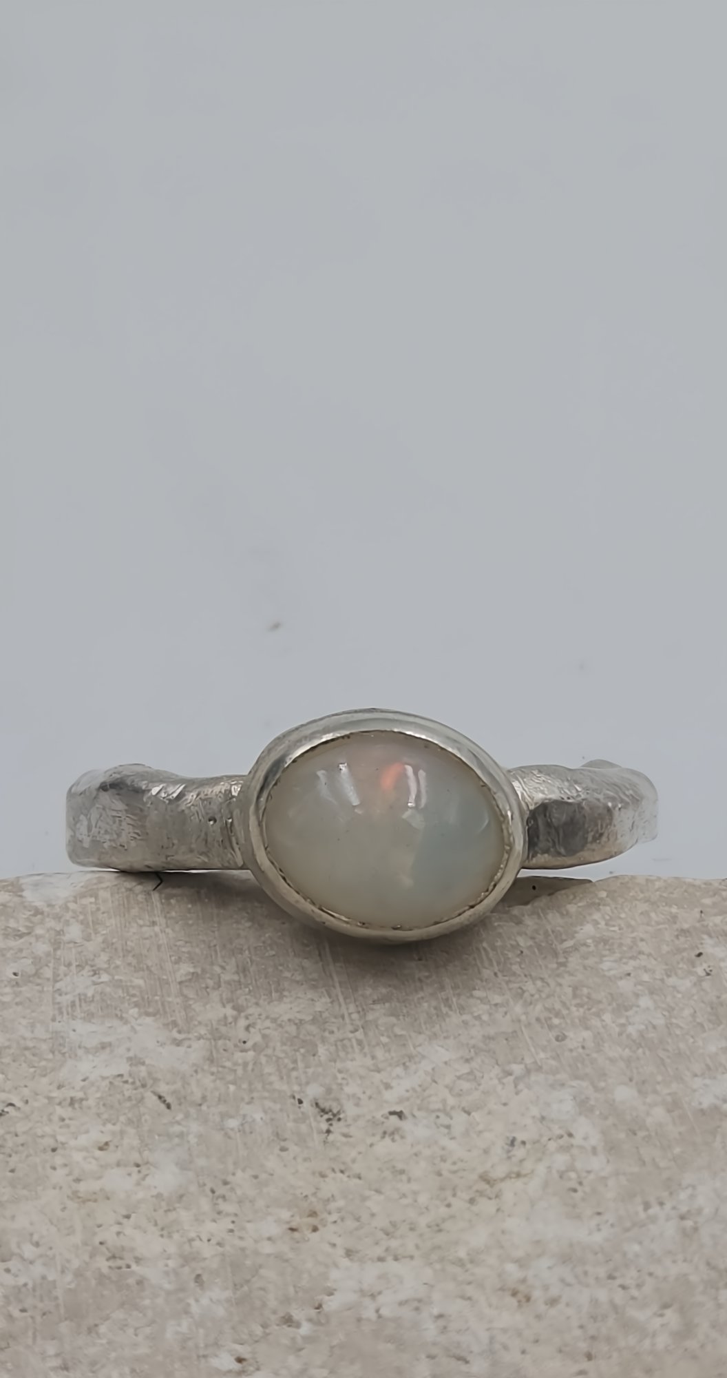 whiteopalring20.jpg