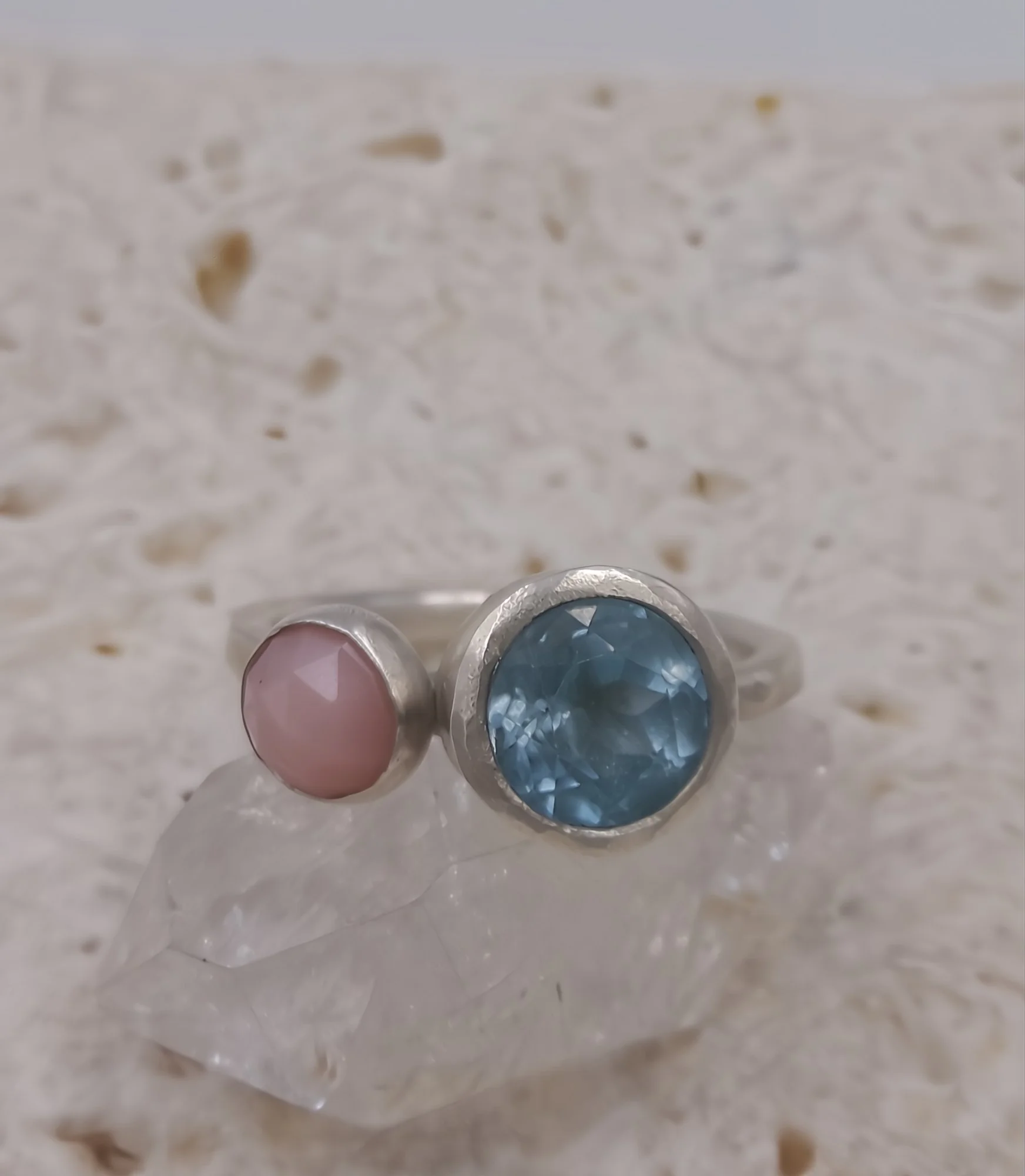 topazopal20.jpg