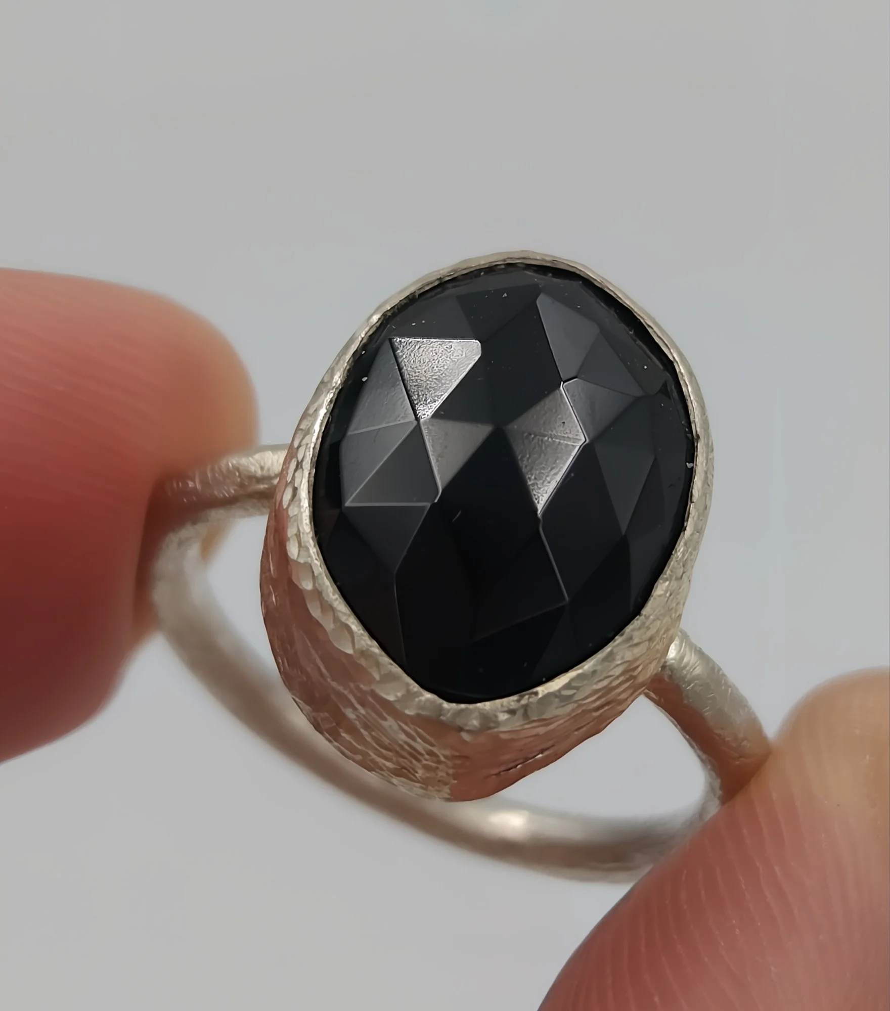 blackspinelring10.jpg