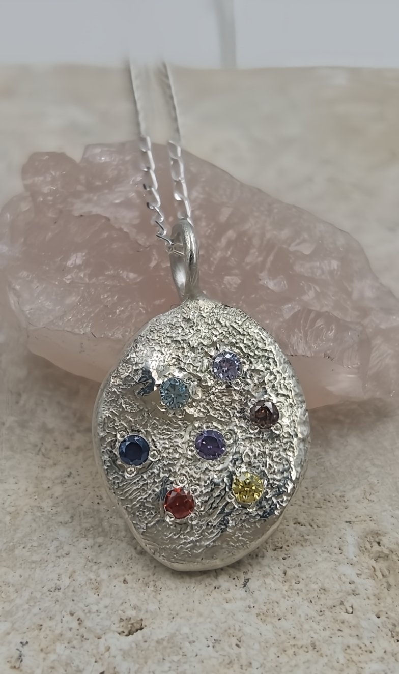 multicolourpendant.jpg