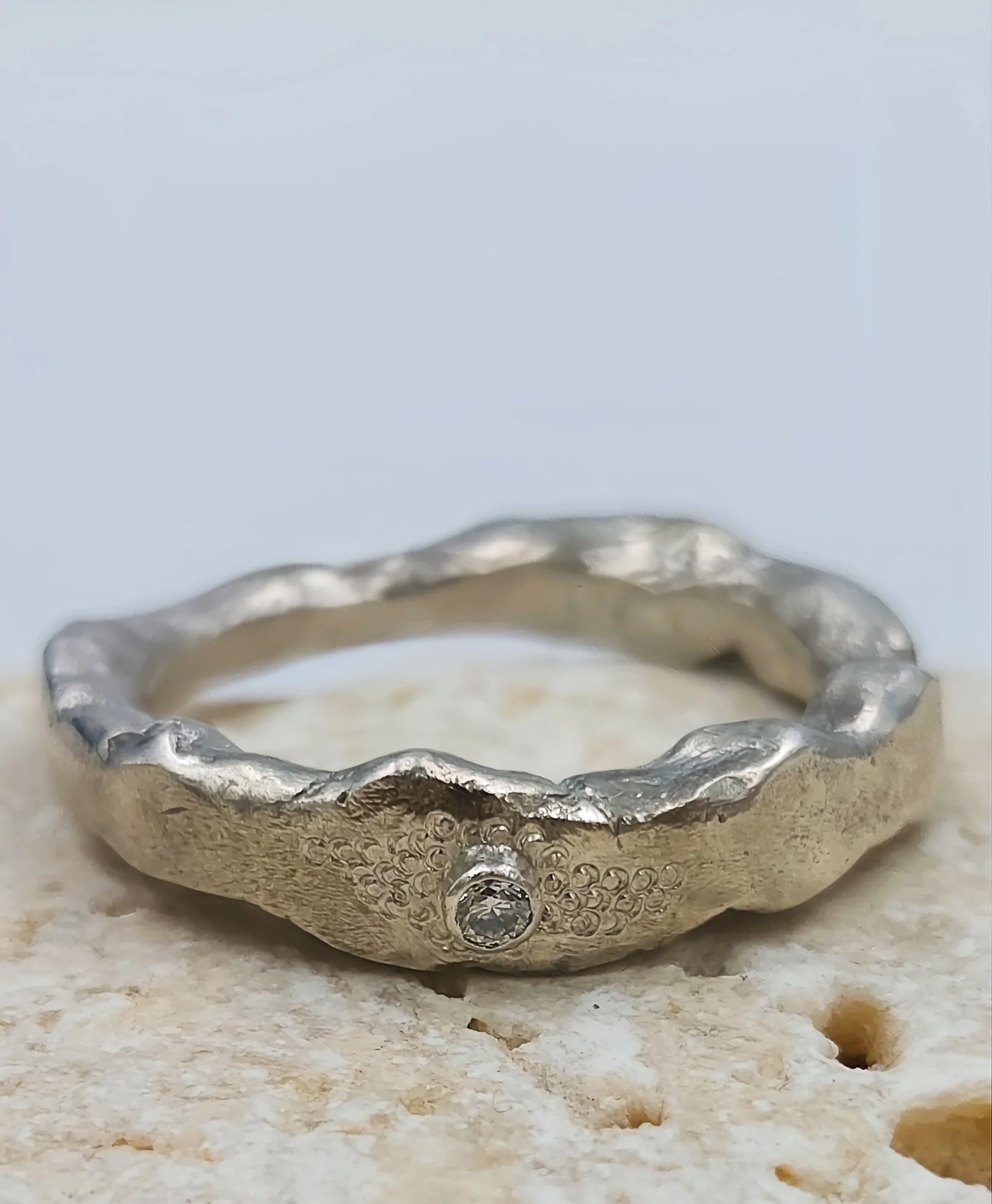moltenlabdiamondring14.jpg