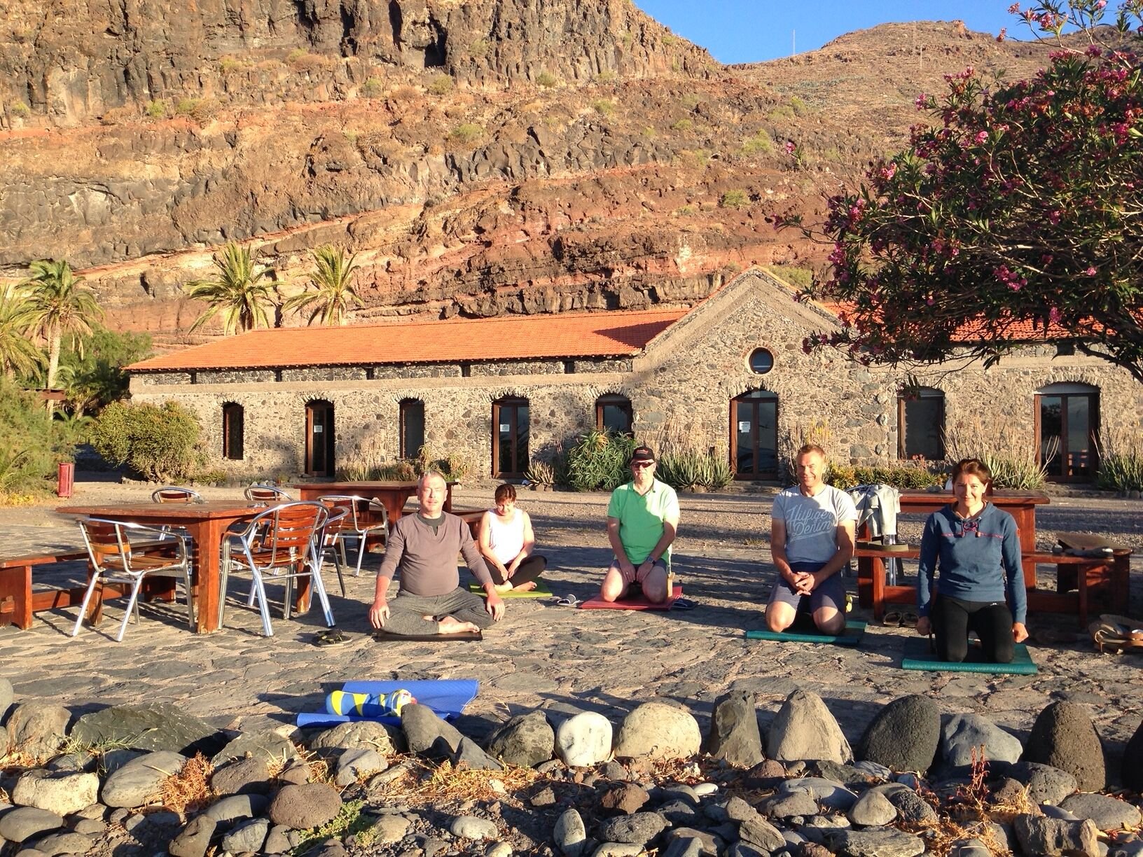 Yoga Urlaub El Cabrito Yoga Frontbild 28.02.2022_new_converted.jpeg