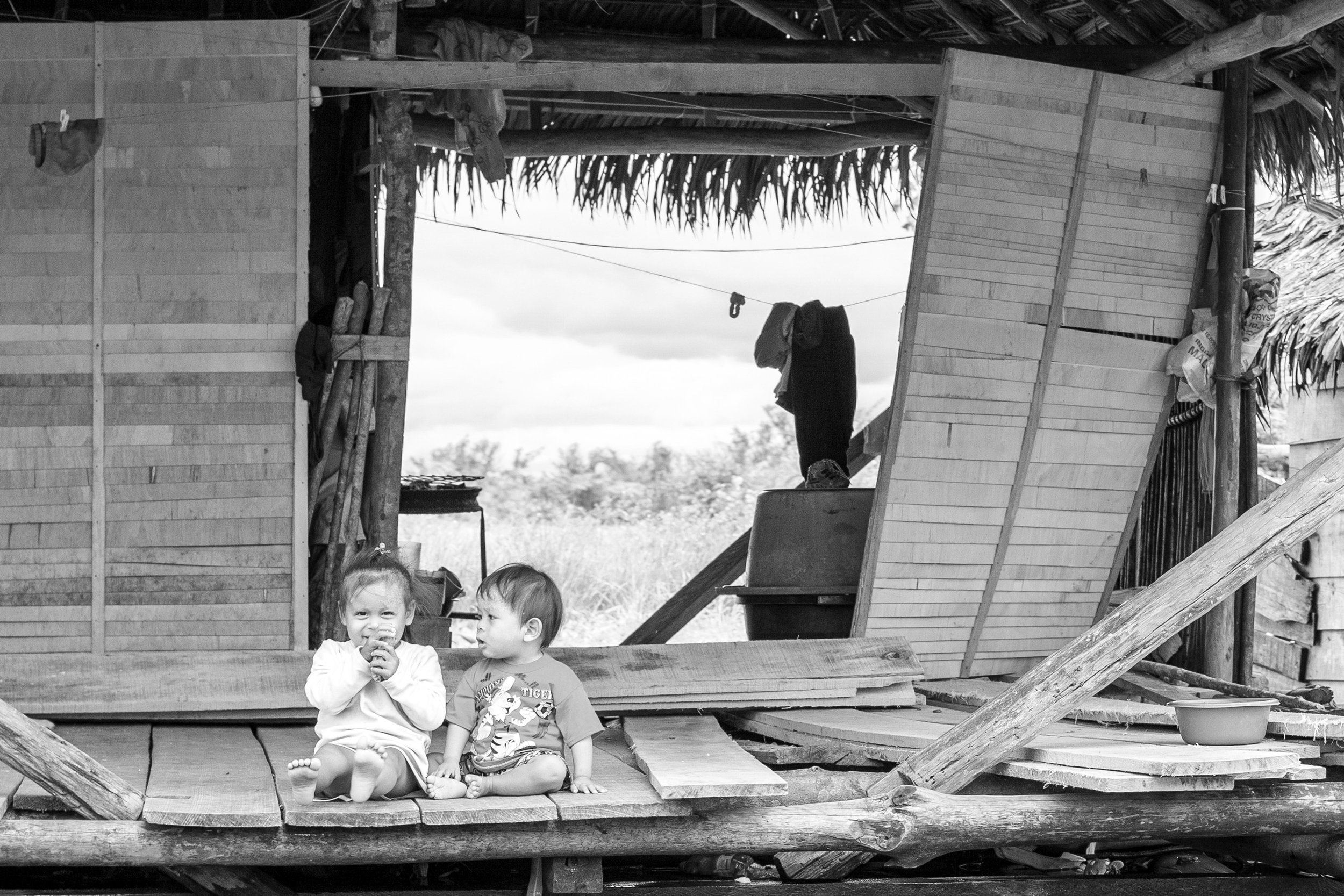 Iquitos street photography by Geraint Rowland.