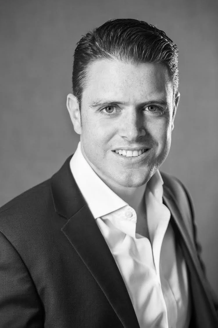 headshot-mike cook2.jpg