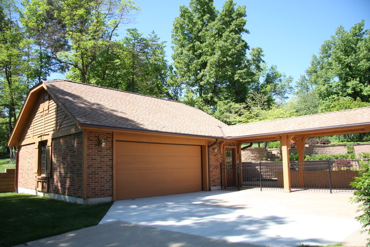 garage+ driveway.jpg