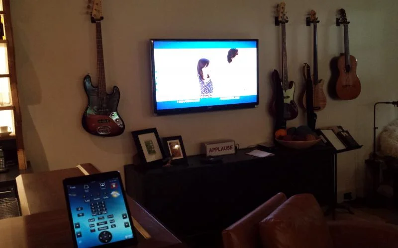 Centralized control from your wireless touch screen.jpg