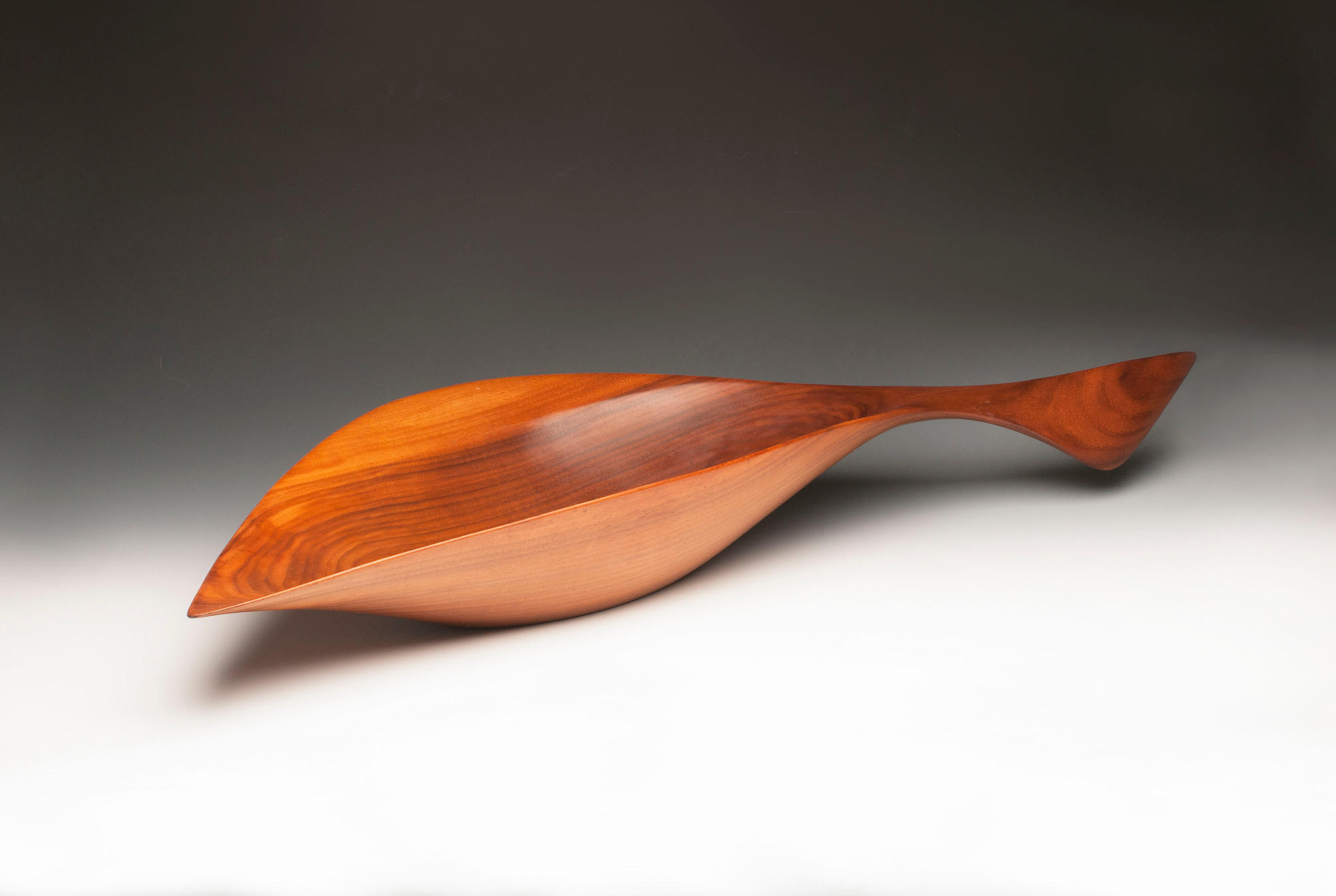 Centerpiece Bowl | Walnut | 4 x 33 x 12 in. | Collection of the Philadelphia Museum of Art. Gift from the Estate of Robert and Rowena MacPhail
