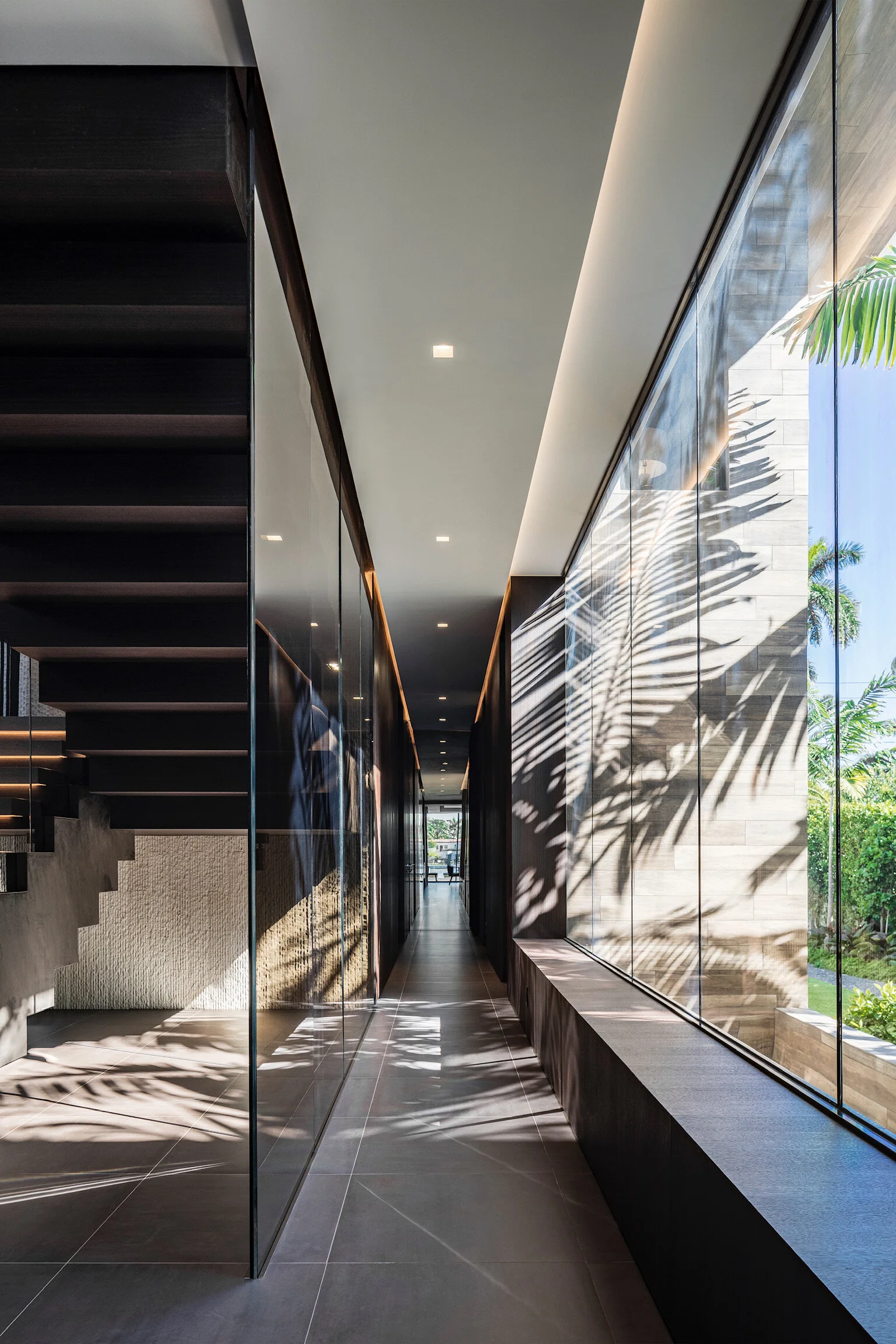 DI LIDO STAIRCASE 1.JPG