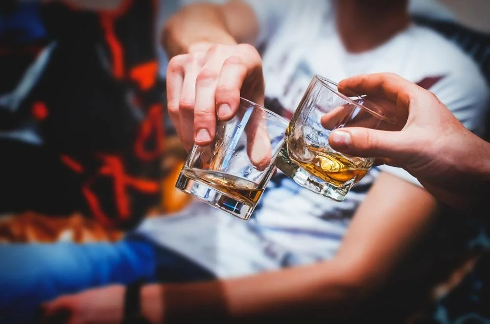 Study: No Amount Of Drinking Alcohol Is Safe For Brain Health