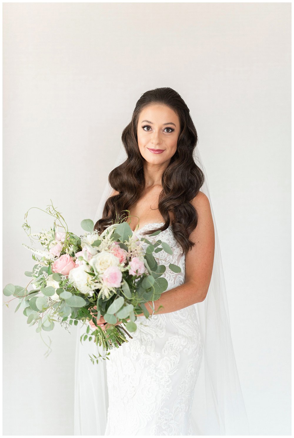 bridal portrait with pink and white bouquet