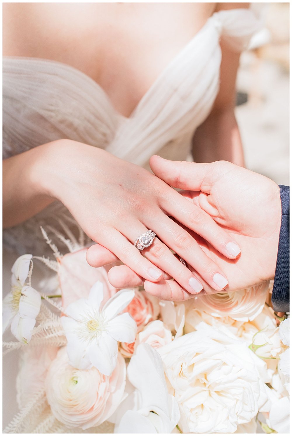 bride and groom hands detailed shot