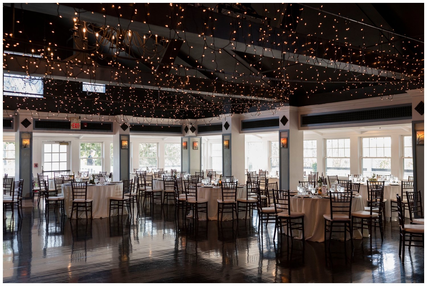 The River Club in New England Massachusetts reception space