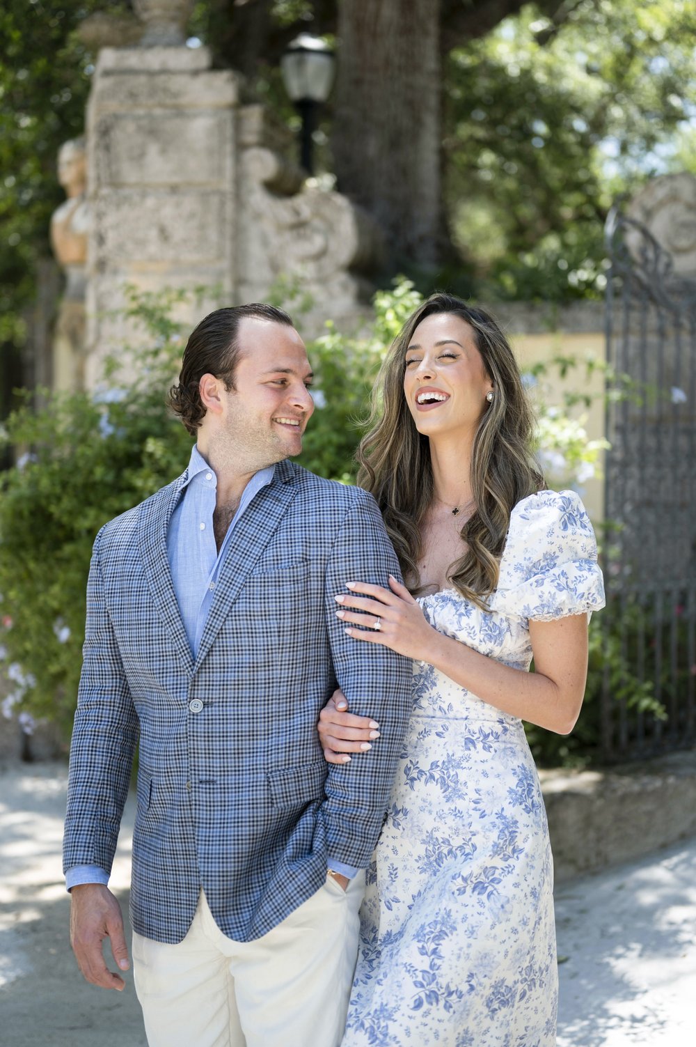couple laughing at the  Vizcaya museum