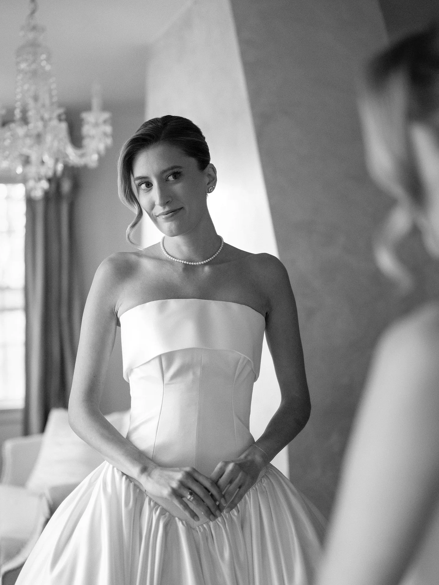 GETTING READY MOMENTS WITH CATHRYN AND HER SQUAD 🤍

Venue | @craneestate_trustees 
Planner | @beachroseevents 
Bride | @mrscathrynanne 
Groom | @b.mccarthy1 
Videographer | @idostudioz 
Floral Design | @evansflowershop 
Makeup Artist | @glamourcosme
