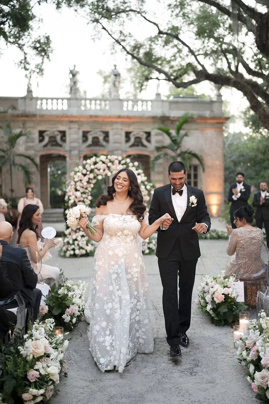 Romantic Vizcaya Museum Wedding in Miami | Timeless &amp; Elegance | Christina and Saby