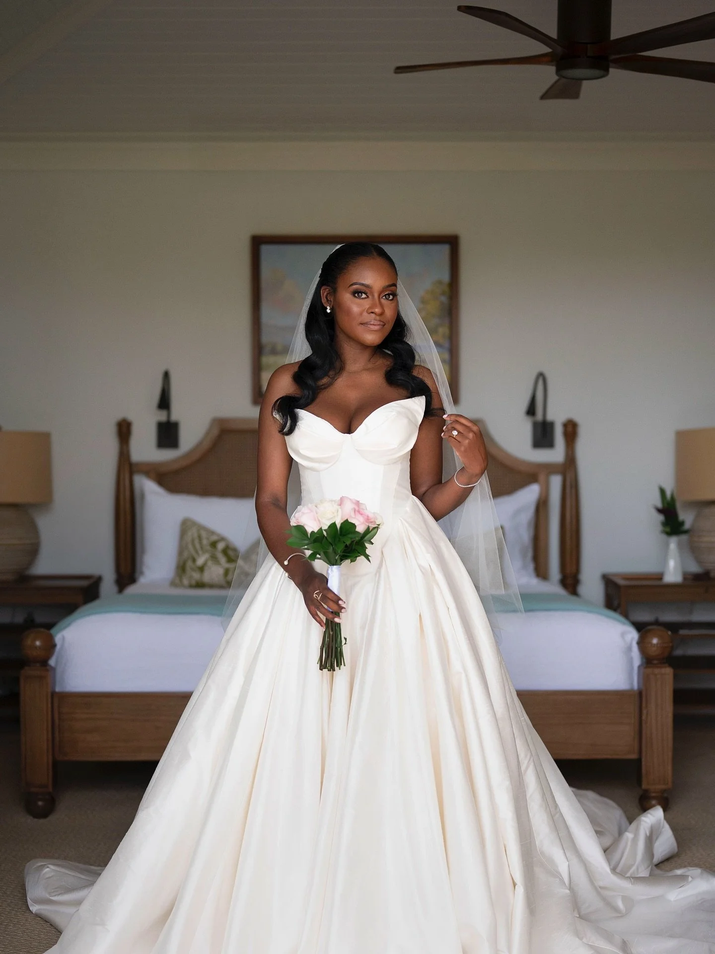 This beauty's Dream Wedding Day is on the blog today! Come with us and explore Asha and Sean's unforgettable celebration and get inspired for your own dream wedding. 
Link in the bio!

Venue |&nbsp;@halfmoonjamaica
Bride |&nbsp;@ashbenna
Groom |&nbsp