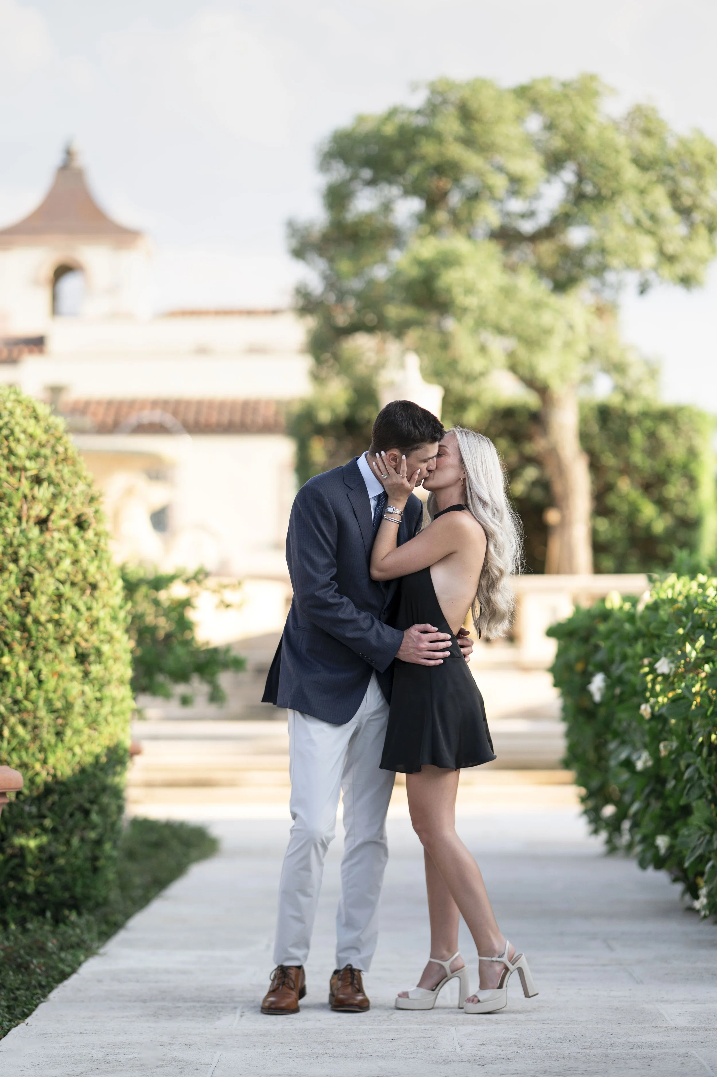Michael proposing to Mattie beside a fountain in Palm Beach (Copy)