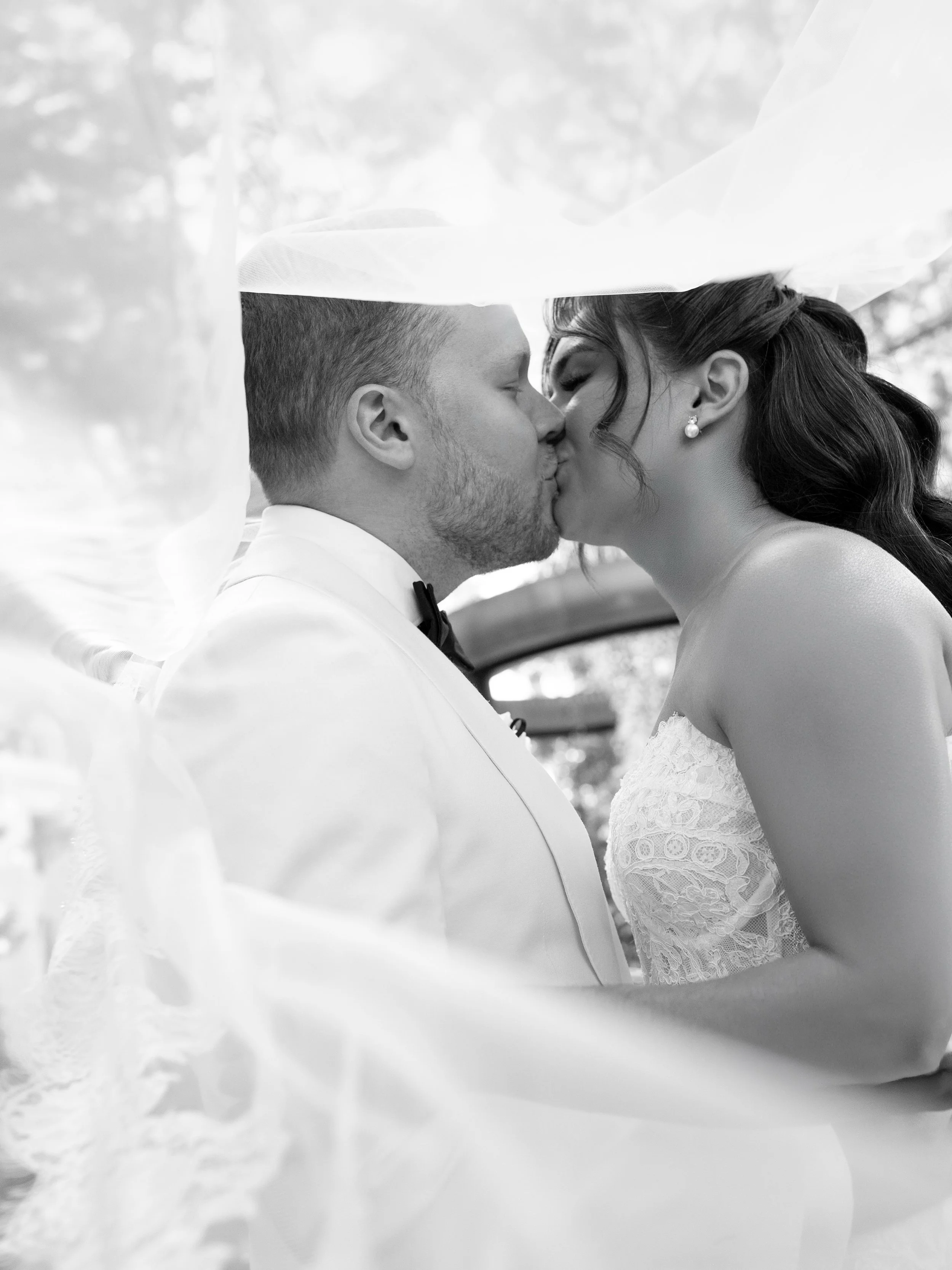 Brittney &amp; Benjamin&rsquo;s Wedding Part I 🤍

An elegant, classic wedding began at The Langham, with Brittney and Benjamin getting ready surrounded by their closest loved ones and all the excitement of the day ahead.

Brittney&rsquo;s bridal por