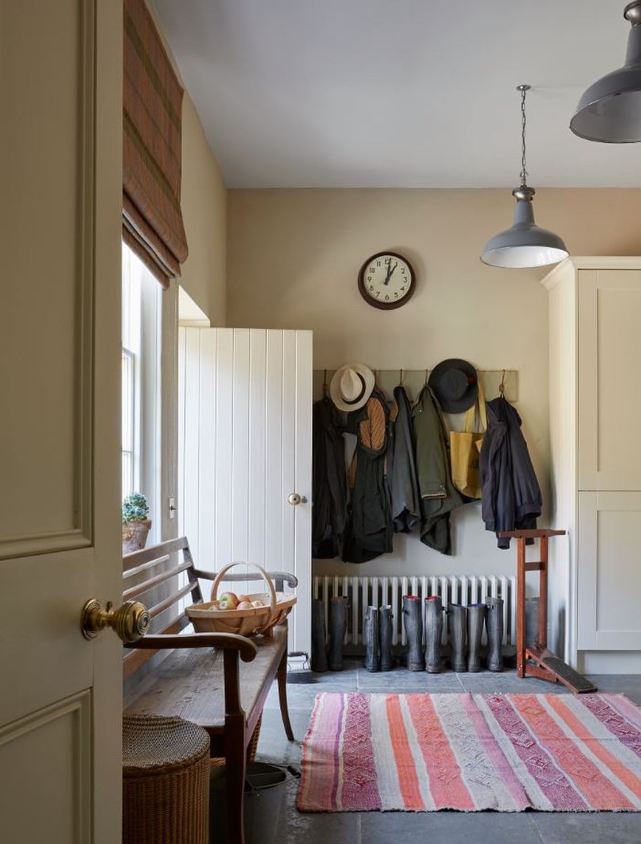 Thanks @houseandgardenuk for featuring our work in a piece on their website on boot rooms.  #interiordesign #bootroom #countryhousestyle #bootroomdesign #interiorsaddict #englishcountryhouse #mudroom #interiorstyling #designinspᴏ #howwedwell #frenchb