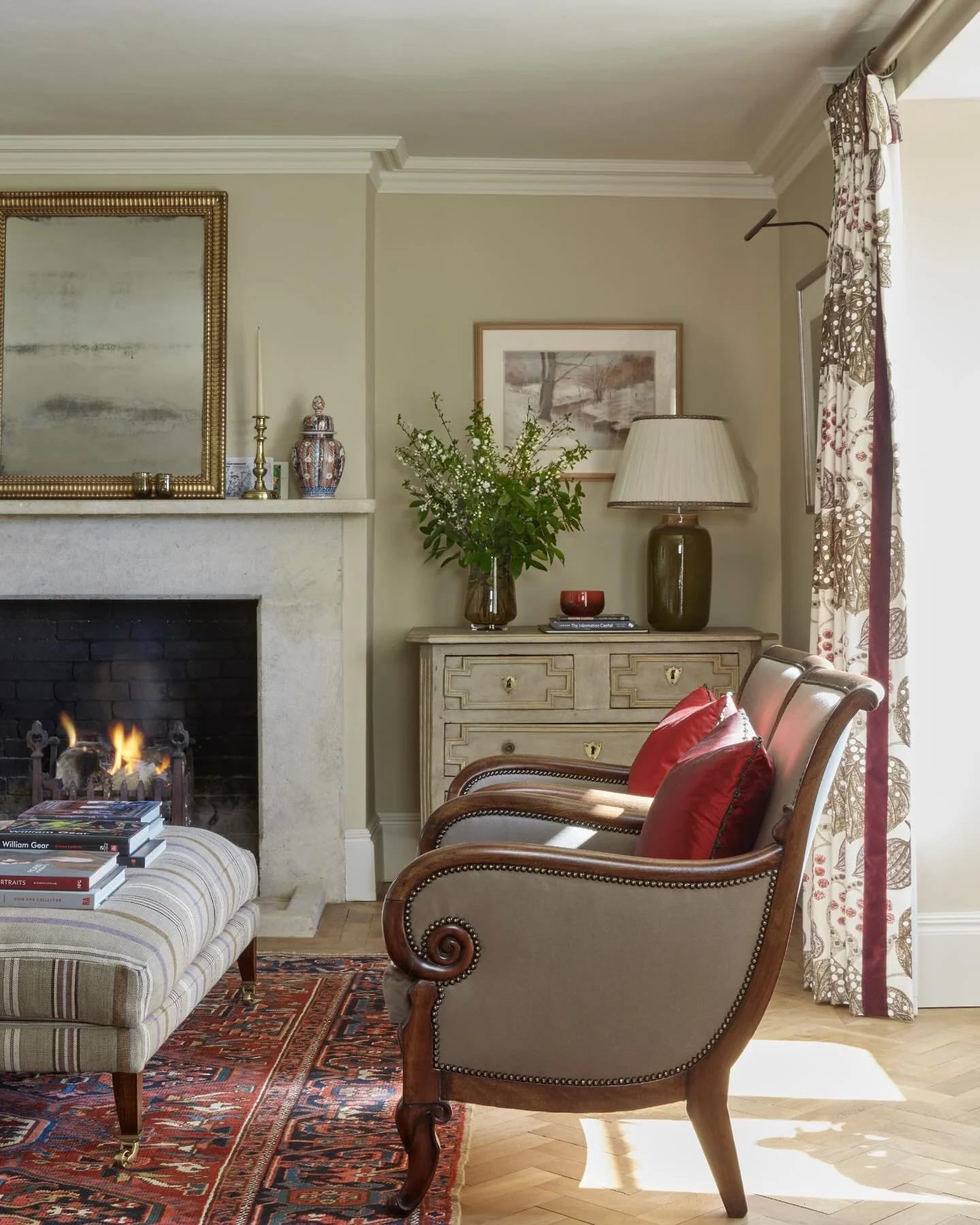 Winter sun streaming into the drawing room of our Cotswold farmhouse project. 📸 @james_mcdonald_photography #interiordesign #thecotswolds #farmhousechristmas #interiorstyle #englishcountryhouse #howwedwell #drawingroom #countryhousestyle #sittingroo