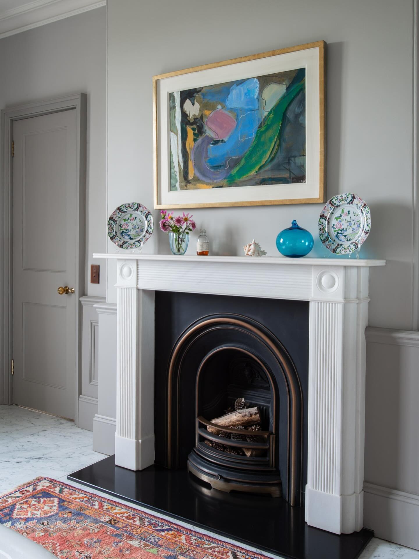 Fire and water. There&rsquo;s something special about a bathroom with a fireplace. The perfect excuse to decorate it as comfortably as any other room. An image from one of our country house projects. 📸 @marknicholson.photographer #bathroomdesıgn #co