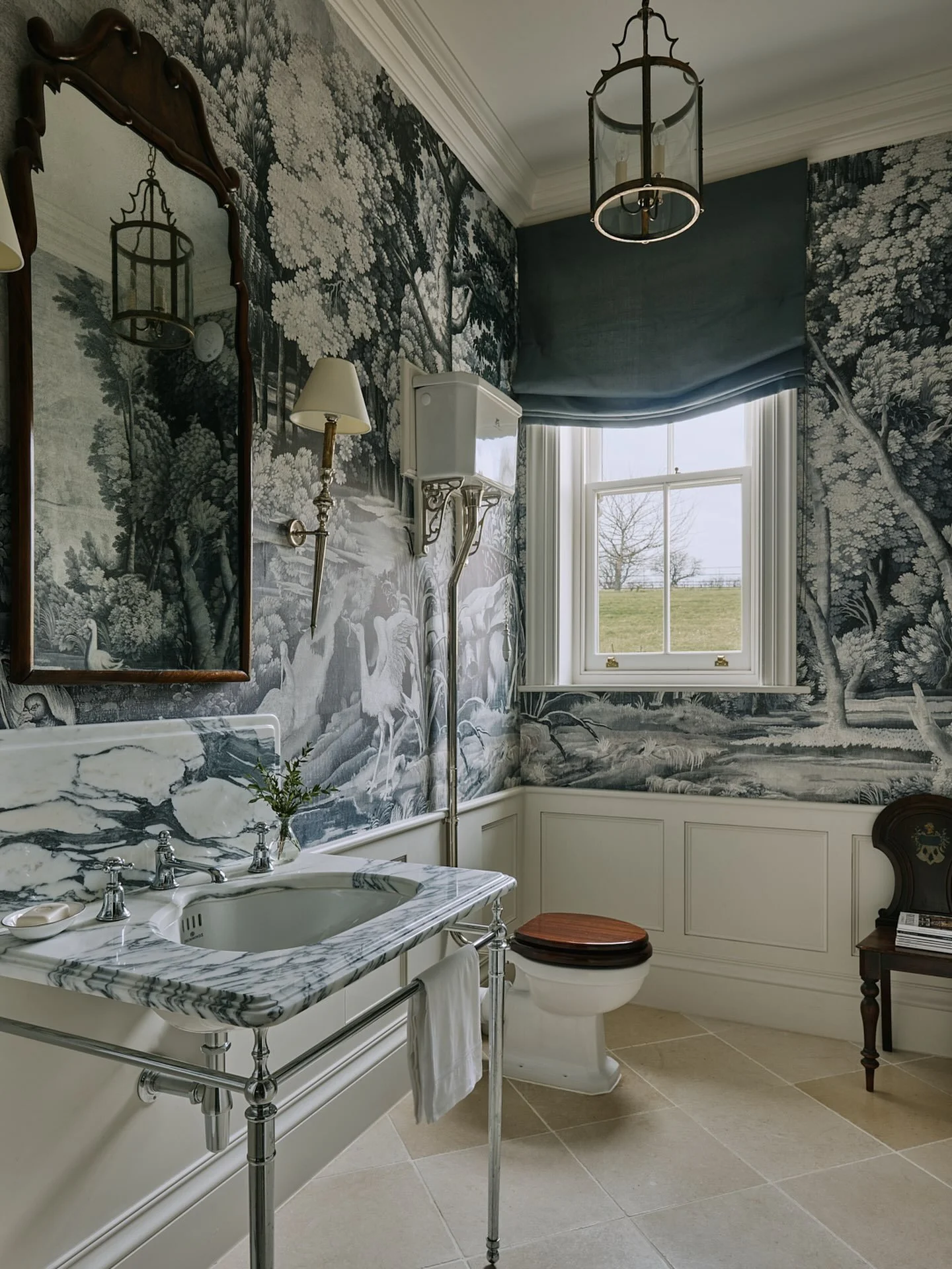 Thanks @drummonds_bathrooms for featuring our Oxfordshire manor house project on Instagram and on their website. #bathroomdesıgn #cloakroom #bathroominspiration #wallpaper #countryhouse