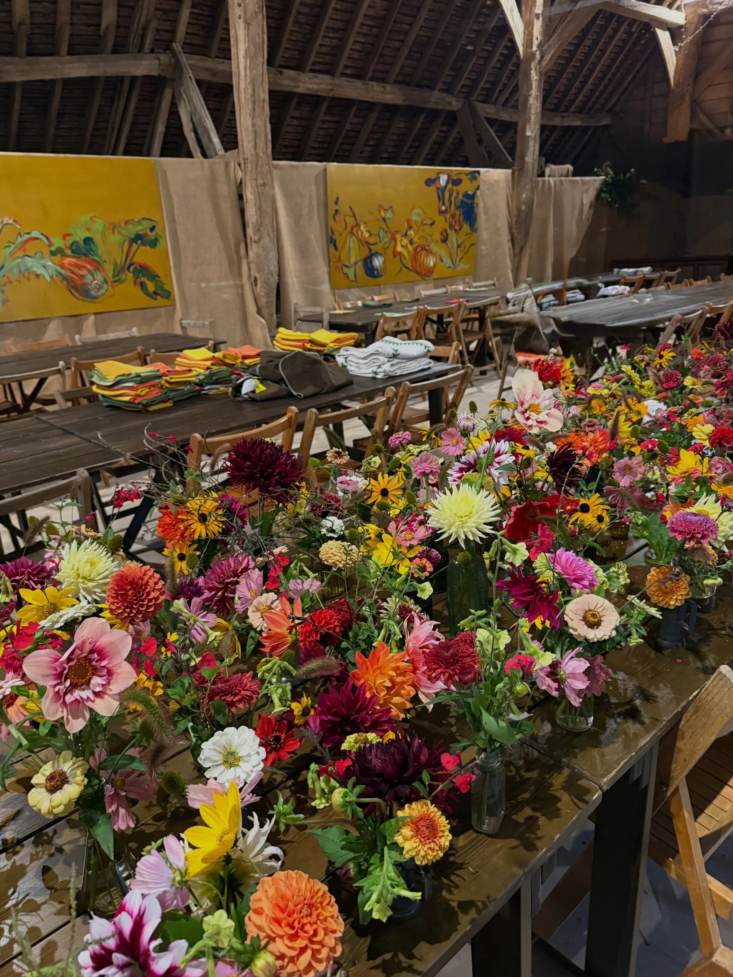60 vases for a 60th birthday party! Great to be part of the friends and family team decorating this beautiful old barn over the weekend. #dahlias #decoratingwithflowers #barndecor #partydesign #designinspiration