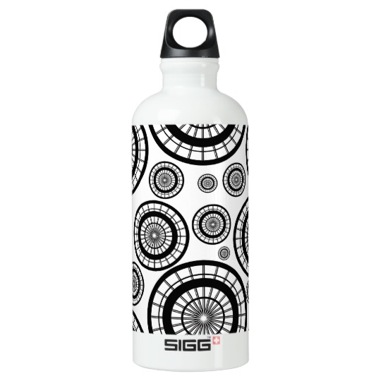 black_and_white_repeating_wheel_pattern_water_bottle.jpg