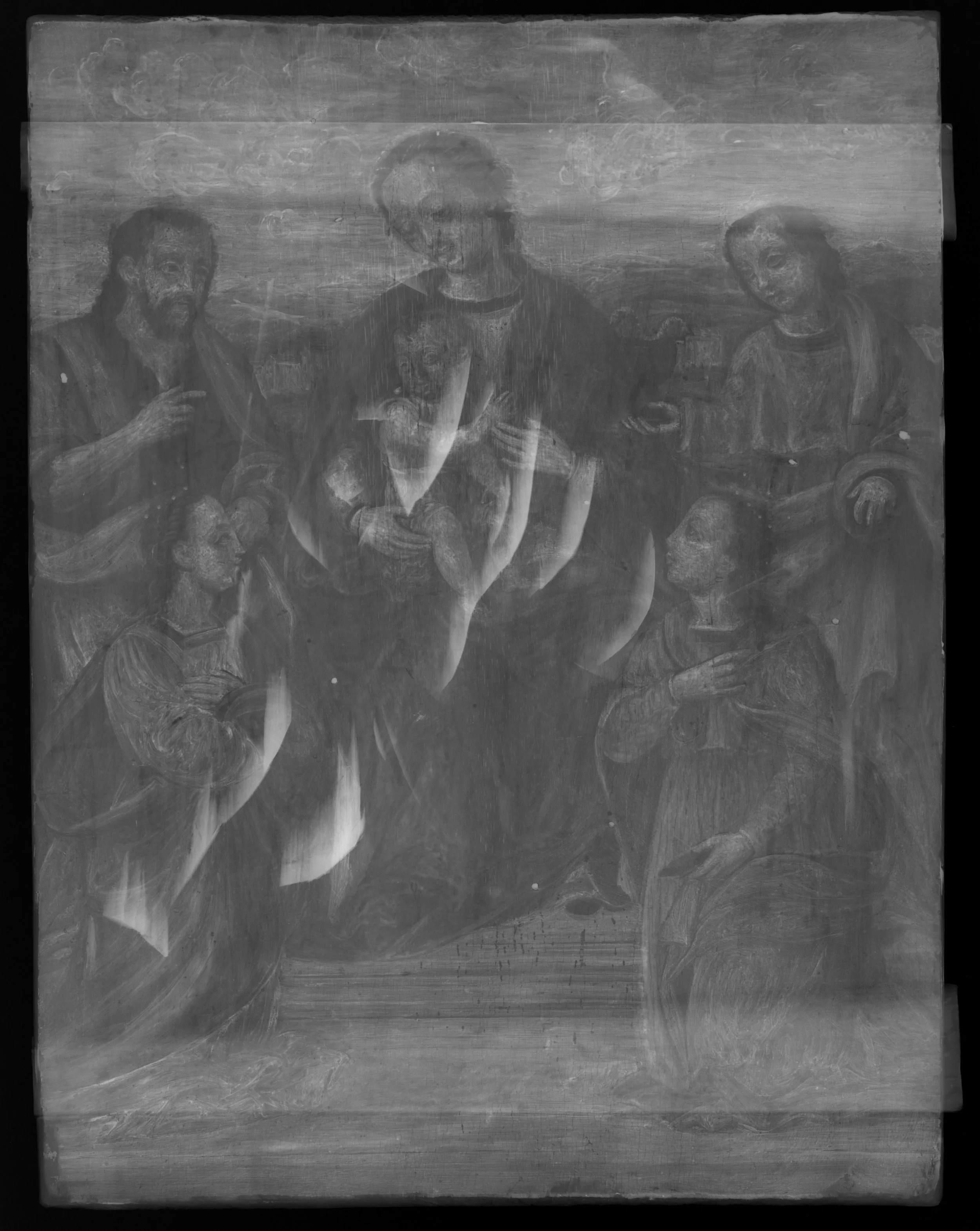 Black and white X-radiograph of the present work.