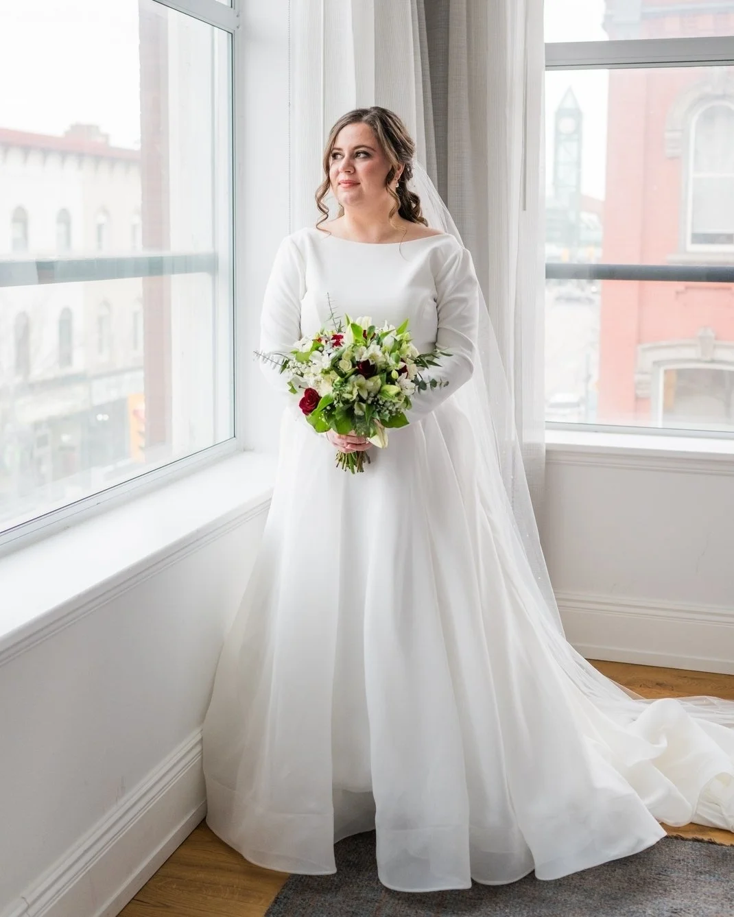 The moments before ​​​​ 
​​​​​​​​
#Hamilton #HamiltonOntario #Hamont #HamiltonPhotographer #HamiltonPhotography #HamiltonIsHome #HamontPhotography #HamontPhotographer #HamontMakers #HamontEvents #HamontArtist #NikonPhotographer #HamiltonProud #NikonP