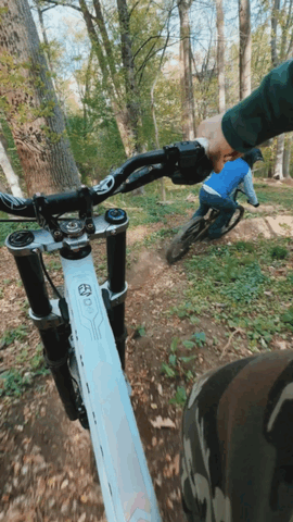 GIF image-4670-8F82-4A-0.gif