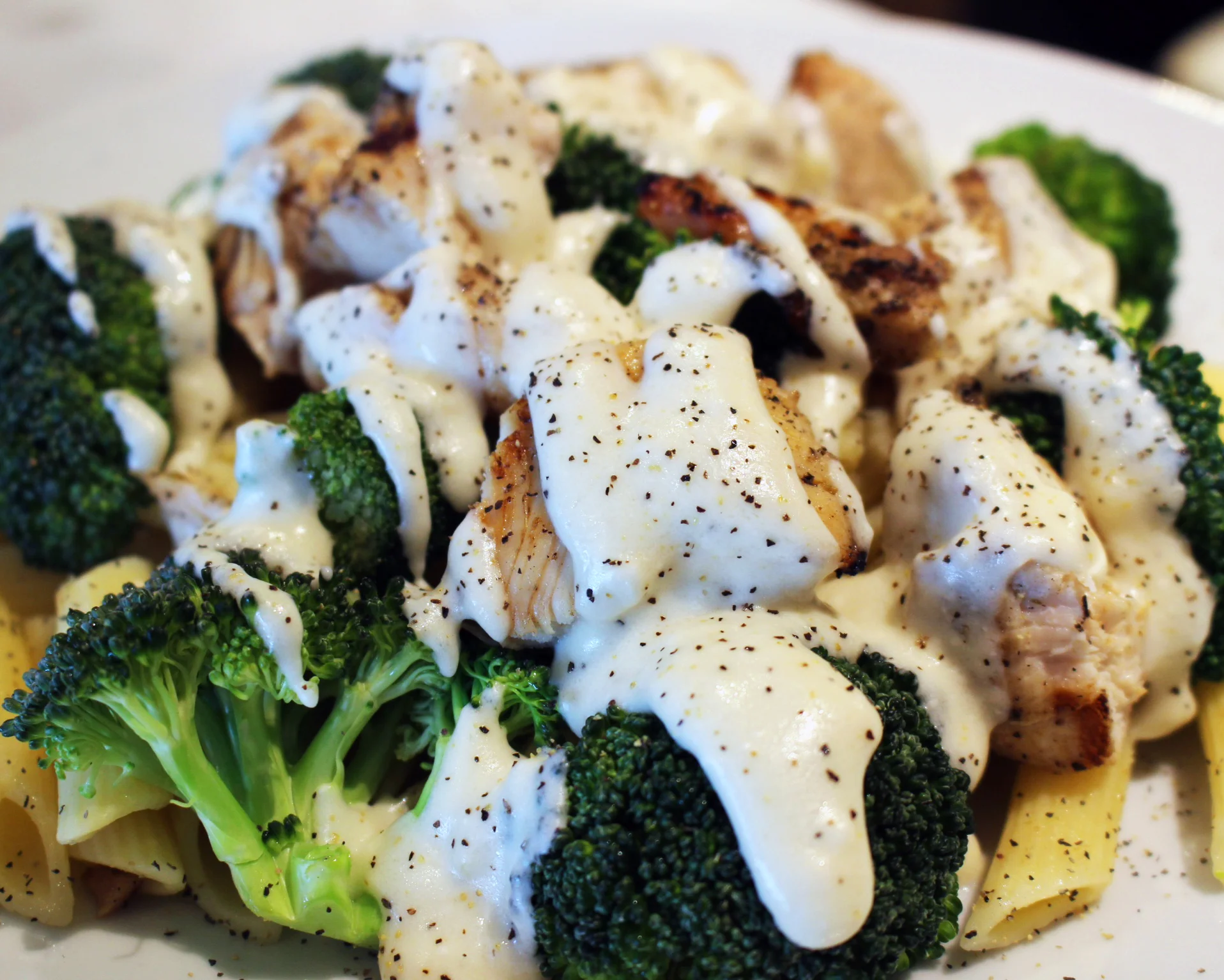 Royal Pizza Roast Beef & Seafood