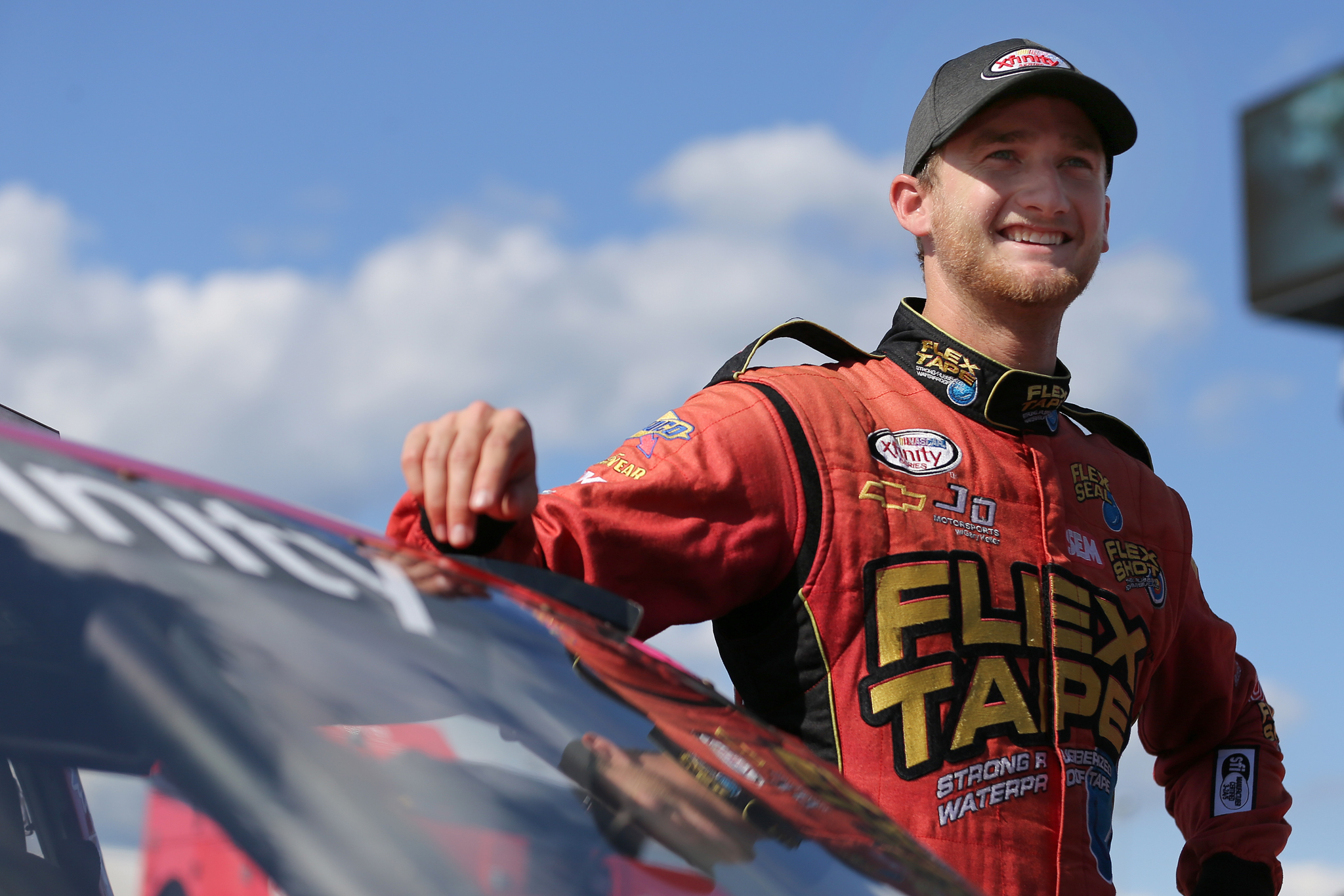 RHODES READY TO RACE IN THE WINDY CITY