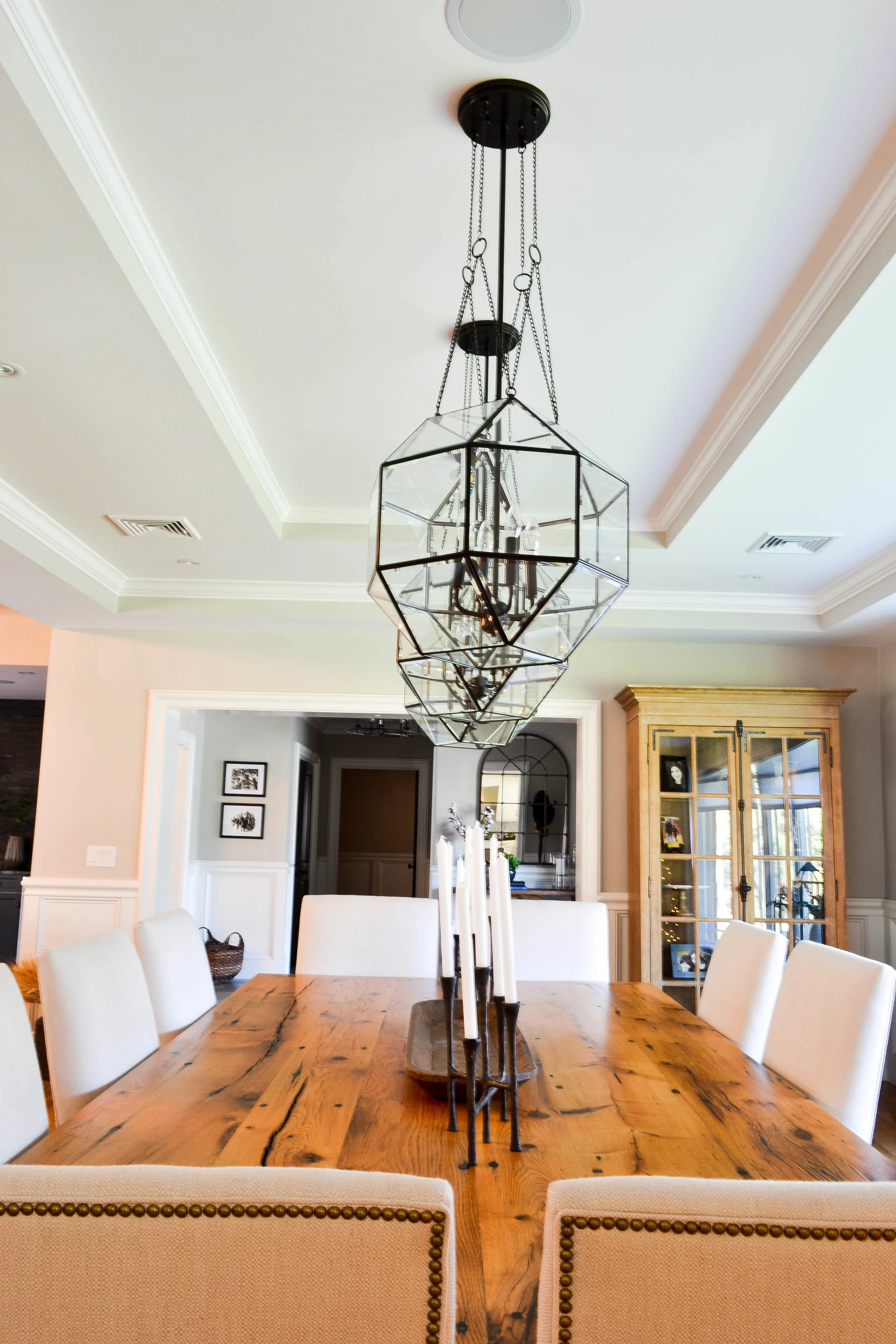 WindsorDiningRoomLongTable.jpg