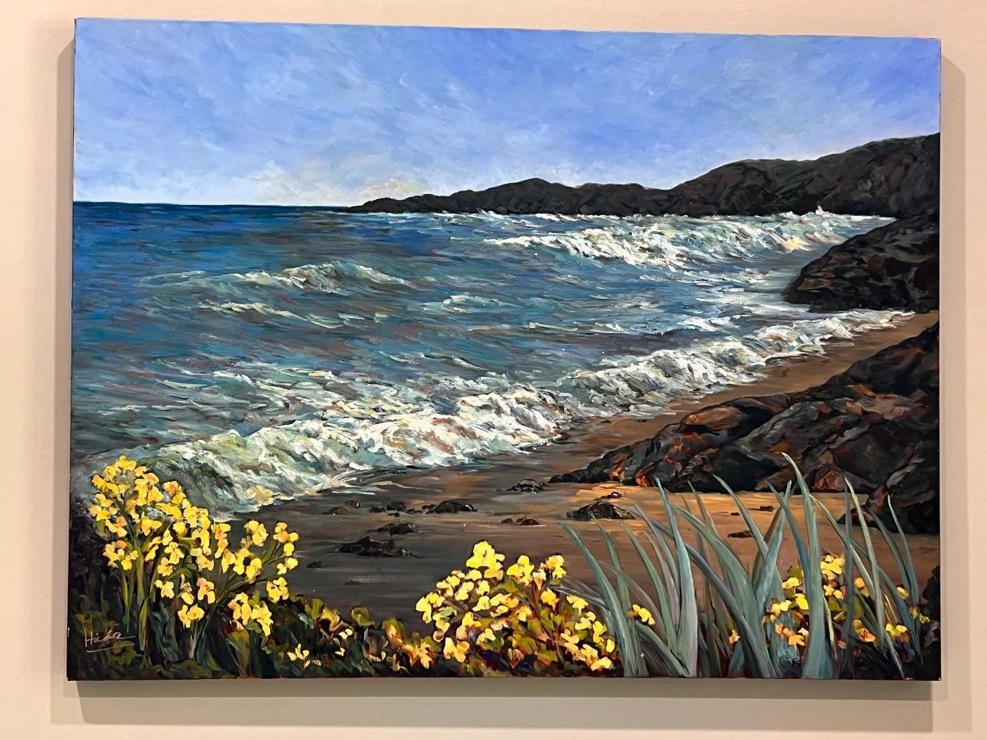 Visiting with some of my paintings at an art collector&rsquo;s home! So grateful! 🎨#artcollector #art #artworks #painting #artist #hildafreyre #hilda4art #artwork #fineart #instaart #artforsale#oilpainting #landscapepaintings #seascapepainting #artg