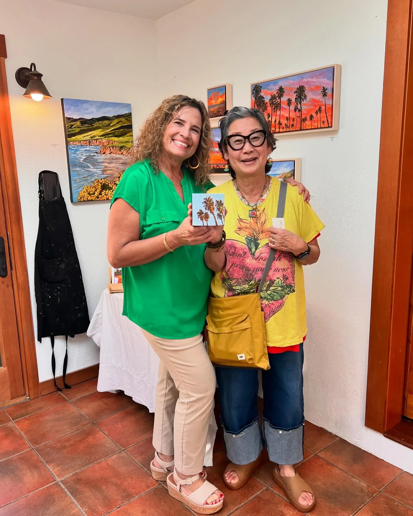 Feeling incredibly grateful for all those who popped on over to visit @hollybeals and I, along with our artwork. Thank you! It was so much fun and enjoyed the conversations and connections made, especially about and related to ART! Paintings and prin