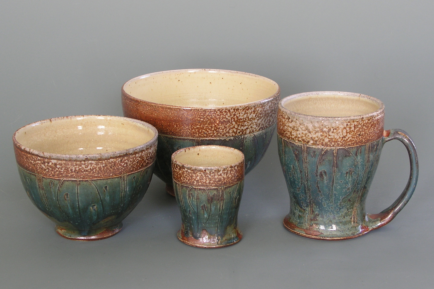 BLevineGardenPartyTableware.jpg