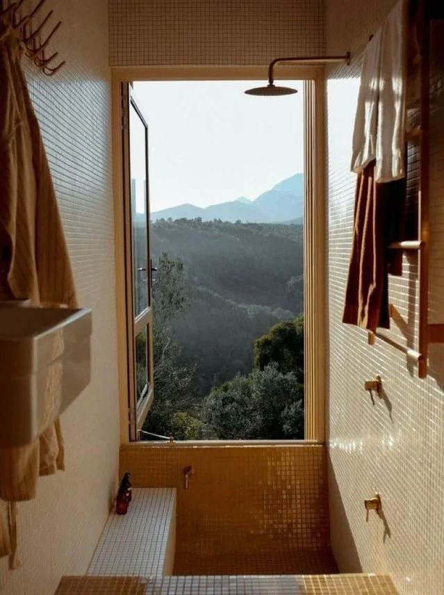 Dreaming of warmth &amp; UV10 days 🌞🌞