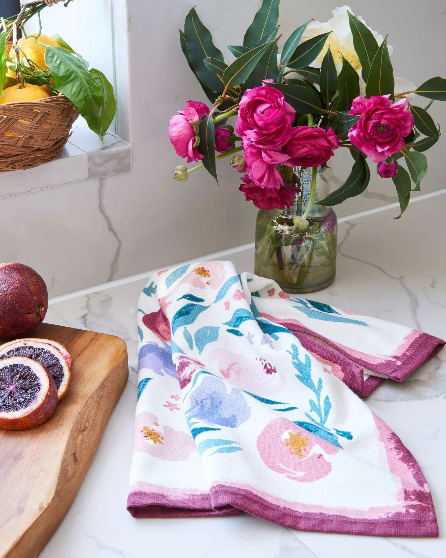 Florals never looked better 💐 #Towelspiration