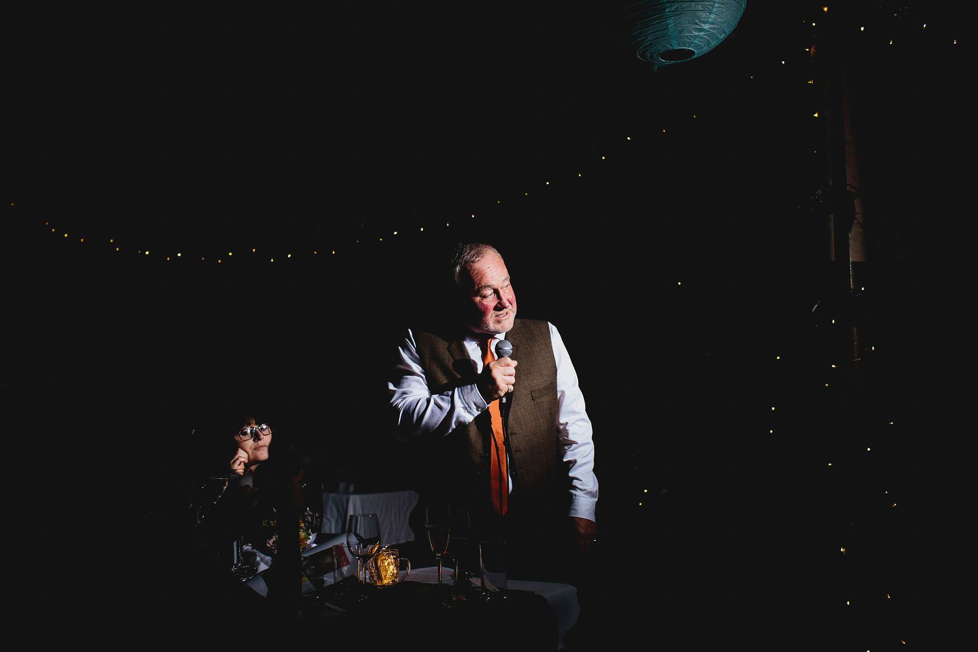 Bride's father make a speech at a wedding