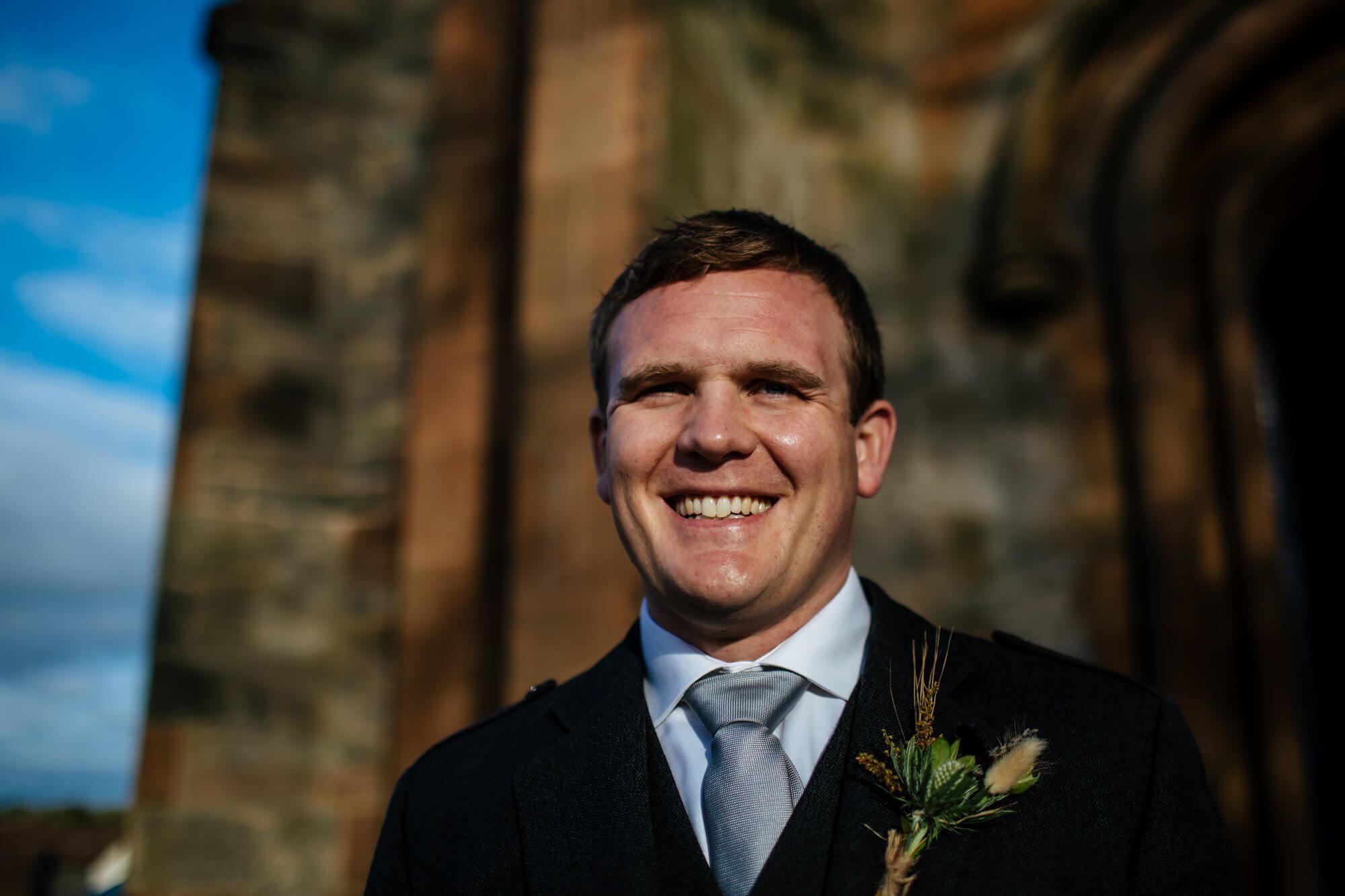 Portrait of the groom on his wedding day