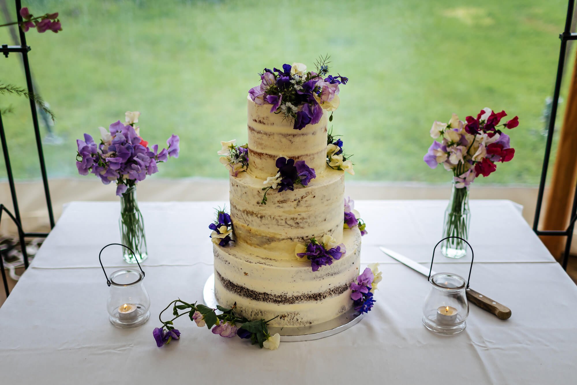 A beautiful wedding cake ready to be eaten