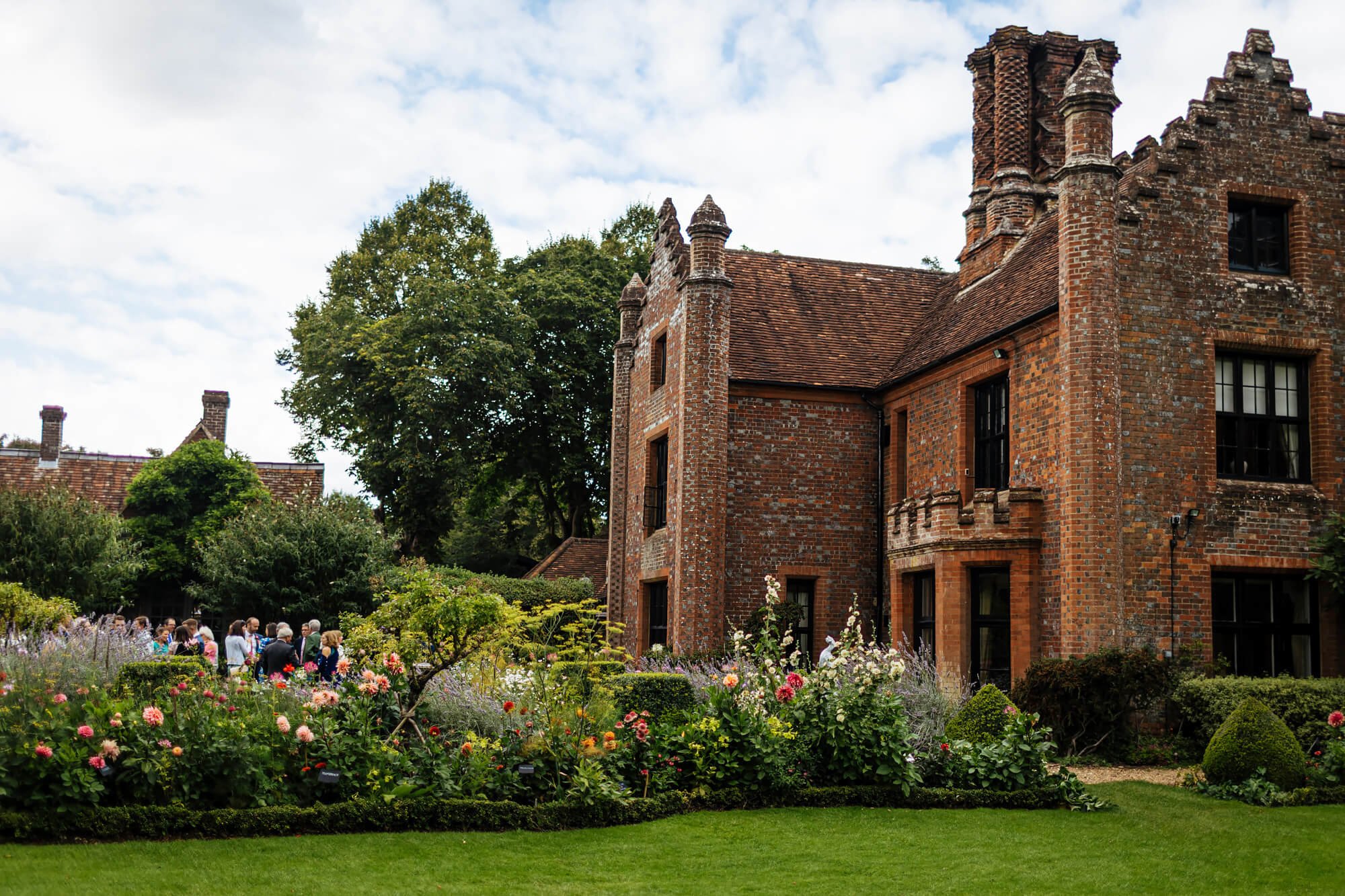 Chenies Manor wedding photographer